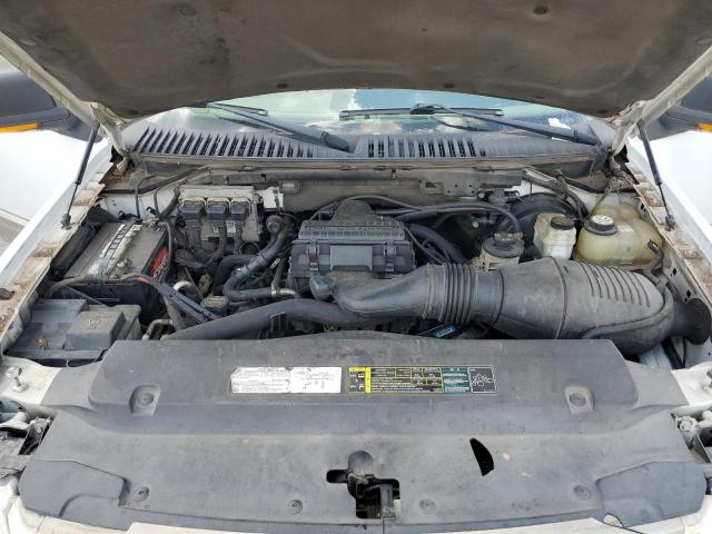 Photo 12 from auction – 2005 FORD EXPEDITION with VIN 1FMFU17595LA54162