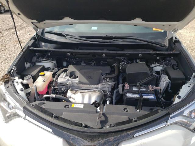 Photo 12 from auction – 2016 TOYOTA RAV4 LIMIT with VIN 2T3YFREVXGW303433