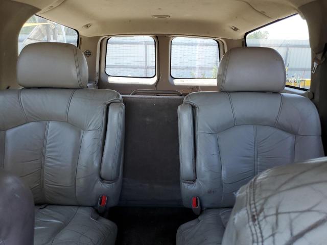 Photo 10 from auction – 2002 CHEVROLET SUBURBAN K with VIN 3GNFK16ZX2G204553