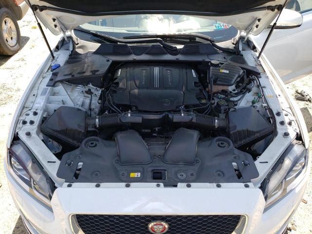 Photo 11 from auction – 2016 JAGUAR XJ with VIN SAJWJ1CD2G8V92185