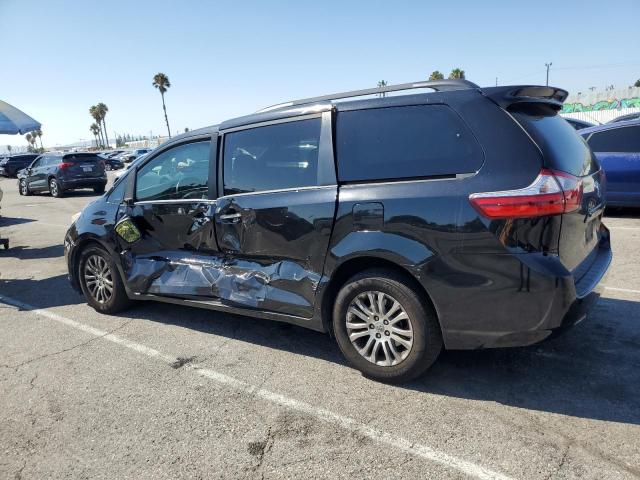 Photo 2 from auction – 2017 TOYOTA SIENNA XLE with VIN 5TDYZ3DC6HS872092
