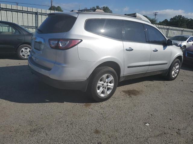 Photo 3 from auction – 2017 CHEVROLET TRAVERSE L with VIN 1GNKRFKD7HJ162710