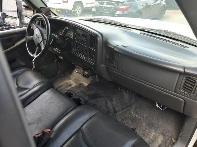 Photo 8 from auction – 2003 CHEVROLET SILVERADO with VIN 1GBHC24U73E349834