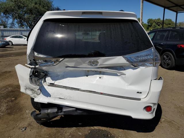 Photo 6 from auction – 2017 TOYOTA SIENNA SE with VIN 5TDXZ3DC1HS883285