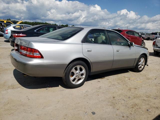 Photo 3 from auction – 2001 LEXUS ES 300 with VIN JT8BF28G910336945