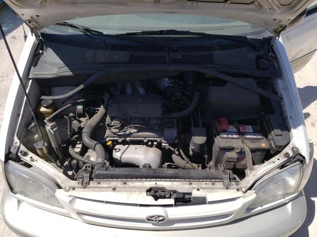 Photo 12 from auction – 1998 TOYOTA SIENNA LE with VIN 4T3ZF13C8WU073056
