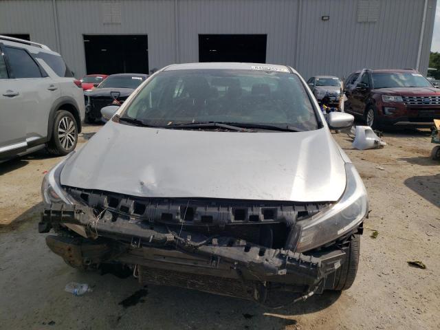 Photo 5 from auction – 2017 KIA FORTE LX with VIN 3KPFK4A70HE052724