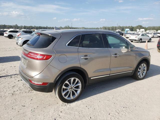 Photo 3 from auction – 2019 LINCOLN MKC SELECT with VIN 5LMCJ2C96KUL45246
