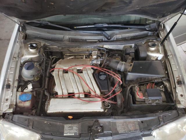 Photo 11 from auction – 2000 VOLKSWAGEN JETTA GLX with VIN 3VWTE29M0YM092135