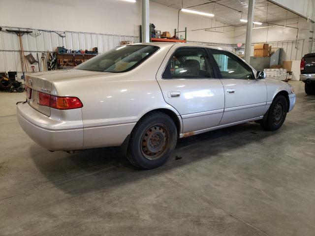 Photo 3 from auction – 2000 TOYOTA CAMRY with VIN JT2BG22K2Y0418966