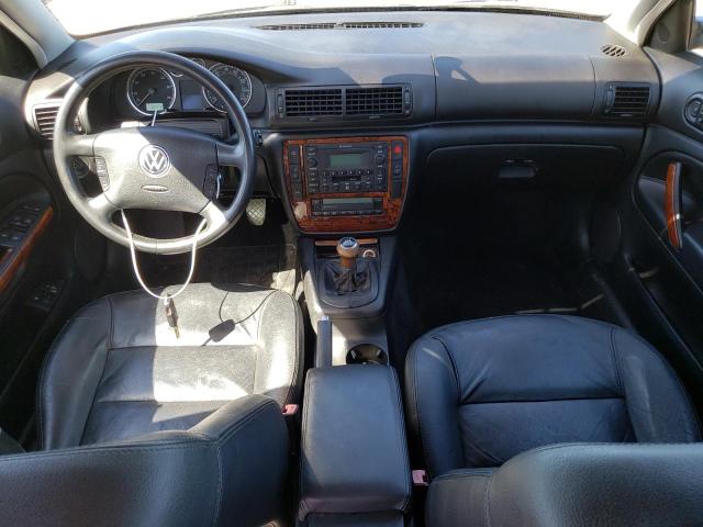 Photo 8 from auction – 2002 VOLKSWAGEN PASSAT GLX with VIN WVWRH63B92P360104