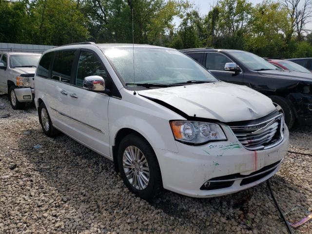 Photo 4 from auction – 2015 CHRYSLER TOWN & COU with VIN 2C4RC1CG3FR726706
