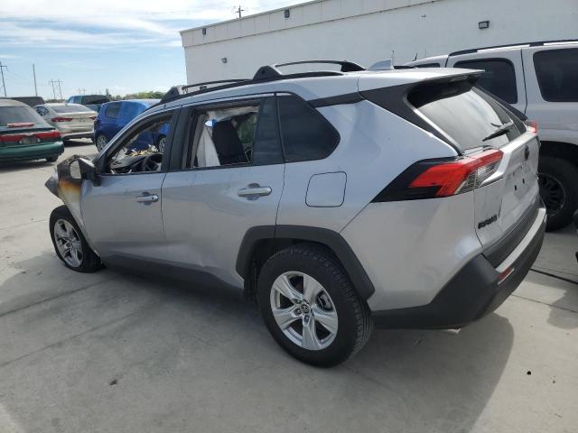 Photo 2 from auction – 2019 TOYOTA RAV4 XLE with VIN JTMP1RFV6KD034751