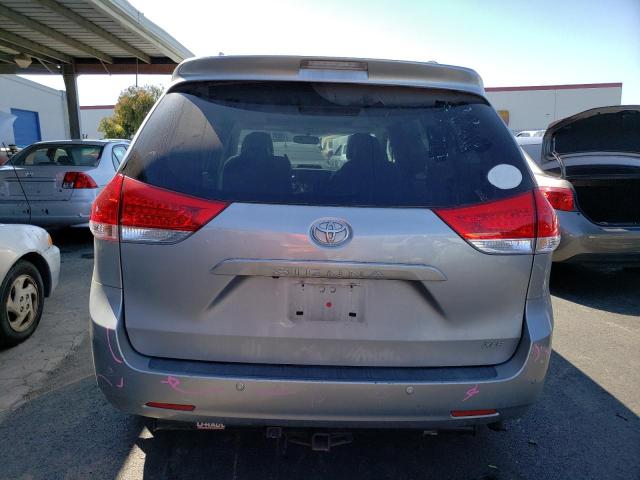 Photo 6 from auction – 2014 TOYOTA SIENNA XLE with VIN 5TDYK3DC8ES474012