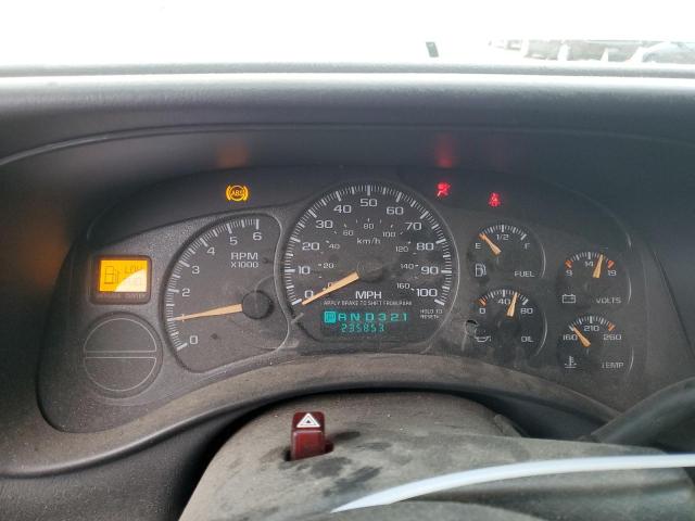 Photo 9 from auction – 2002 CHEVROLET SILVERADO with VIN 2GCEK19T121135630