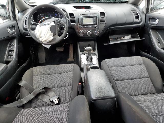 Photo 8 from auction – 2018 KIA FORTE LX with VIN 3KPFK4A71JE269530