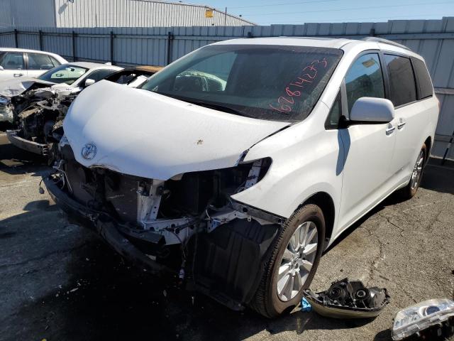 TOYOTA SIENNA XLE 2011 with VIN 5TDDK3DC0BS015812 - Photo from auction