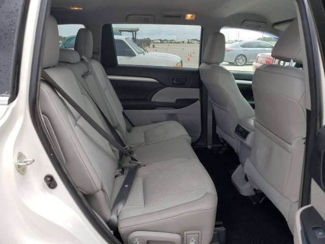 Foto 11 de la subasta – 2015 TOYOTA HIGHLANDER con VIN 5TDZKRFH8FS077904