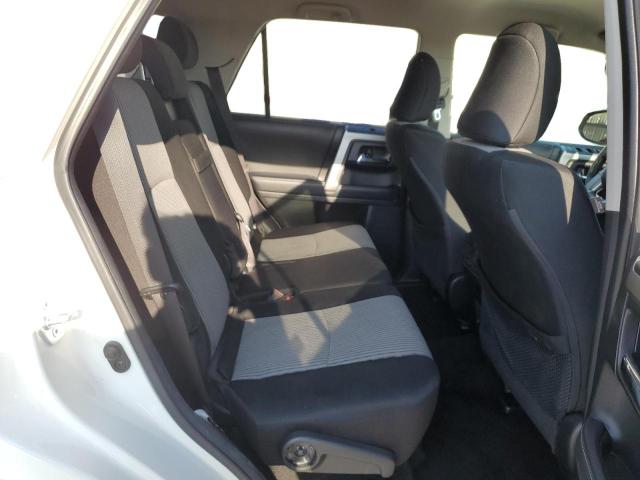 Photo 11 from auction – 2022 TOYOTA 4RUNNER SR with VIN JTEMU5JR5N5978824