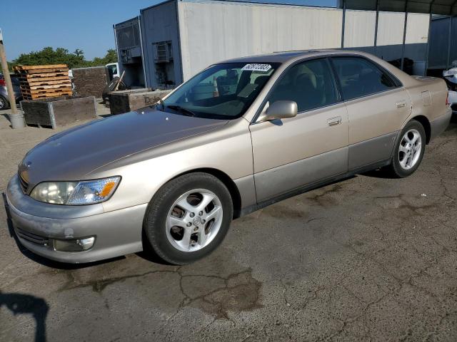 LEXUS ES 300 2001 مع رقم تعريف المركبة JT8BF28G210331182 - صورة من المزاد