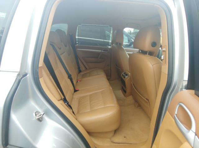 صورة رقم 6 من المزاد - 2004 PORSCHE CAYENNE S مع VIN WP1AB29P84LA71797