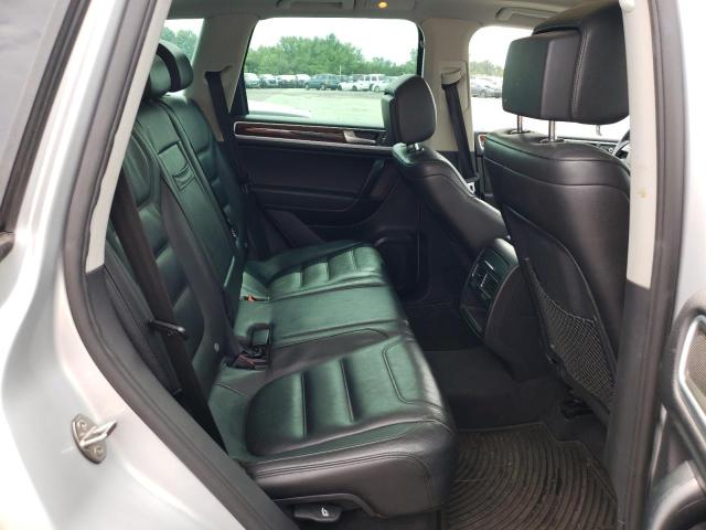 Photo 10 from auction – 2012 VOLKSWAGEN TOUAREG V6 with VIN WVGFF9BP9CD002698