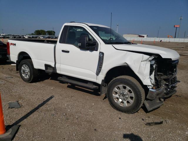 Photo 4 from auction – 2023 FORD F350 SUPER with VIN 1FTRF3BN8PEC05322