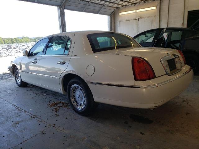 Photo 2 from auction – 2000 LINCOLN TOWN CAR C with VIN 1LNHM83W4YY769471