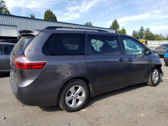 Photo 3 from auction – 2017 TOYOTA SIENNA LE with VIN 5TDKZ3DC2HS837104