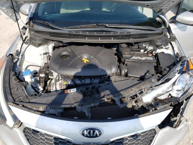 Photo 11 from auction – 2016 KIA FORTE LX with VIN KNAFK4A69G5520903