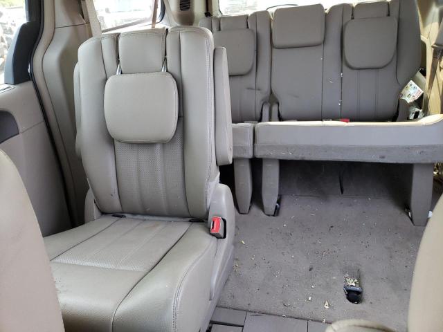Photo 10 from auction – 2015 CHRYSLER TOWN & COU with VIN 2C4RC1CG0FR574433