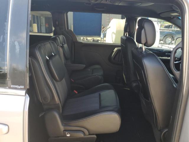 Photo 11 from auction – 2014 CHRYSLER TOWN & COU with VIN 2C4RC1HG4ER203945
