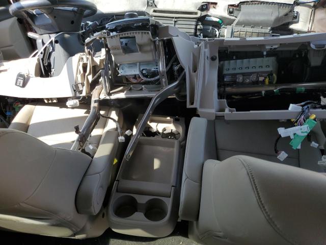 Photo 8 from auction – 2017 HONDA ODYSSEY EX with VIN 5FNRL5H60HB014062