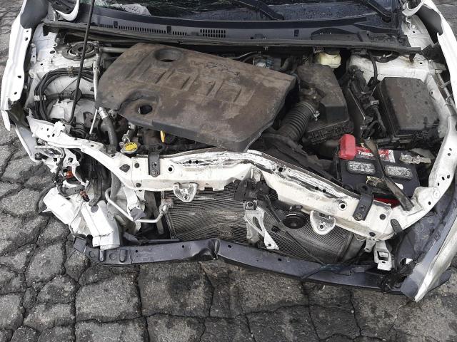 Photo 11 from auction – 2015 TOYOTA COROLLA L with VIN 5YFBURHE7FP191884