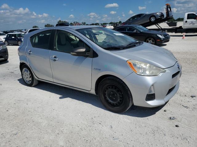 Photo 4 from auction – 2012 TOYOTA PRIUS C with VIN JTDKDTB3XC1010930
