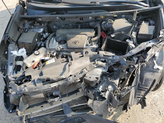Photo 12 from auction – 2018 TOYOTA RAV4 ADVEN with VIN JTMWFREV0JJ736191