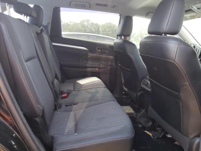 Photo 11 from auction – 2015 TOYOTA HIGHLANDER with VIN 5TDBKRFH7FS196898