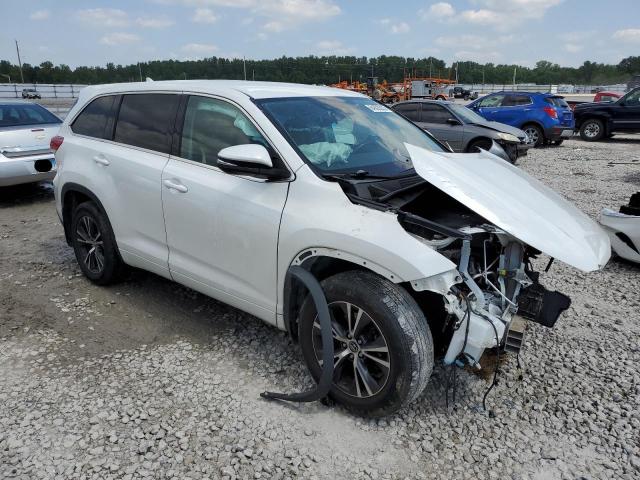 Photo 4 from auction – 2018 TOYOTA HIGHLANDER with VIN 5TDBZRFH9JS906016