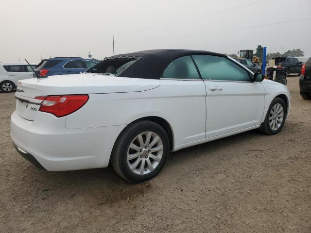 Photo 3 from auction – 2011 CHRYSLER 200 TOURIN with VIN 1C3BC2EBXBN576212