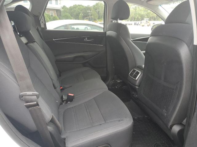 Photo 11 from auction – 2018 KIA SORENTO LX with VIN 5XYPGDA34JG368137