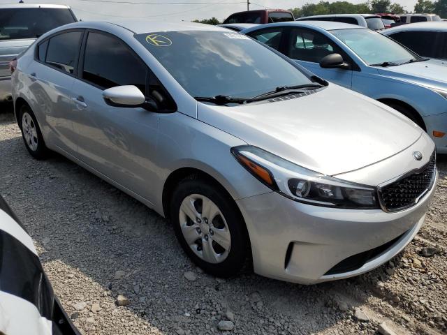 Photo 4 from auction – 2017 KIA FORTE LX with VIN 3KPFK4A77HE069102
