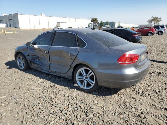 Снимка 2 от търг – 2014 VOLKSWAGEN PASSAT SE с VIN 1VWBN7A34EC006611