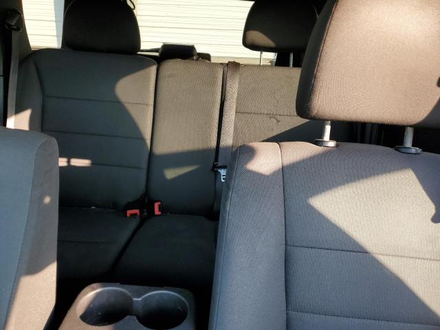 Photo 10 from auction – 2010 FORD ESCAPE XLT with VIN 1FMCU0D72AKB54039