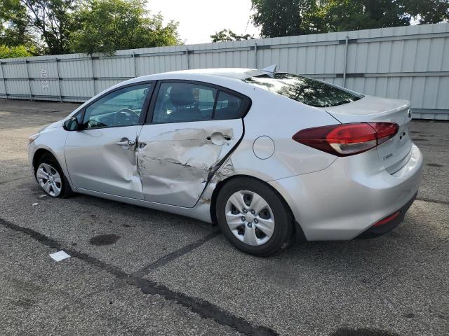 Photo 2 from auction – 2018 KIA FORTE LX with VIN 3KPFK4A70JE235840