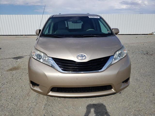 Photo 5 from auction – 2013 TOYOTA SIENNA LE with VIN 5TDKK3DC6DS399945