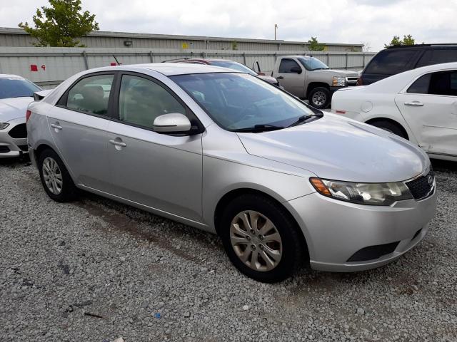 Снимка 4 от търг – 2013 KIA FORTE EX с VIN KNAFU4A26D5715635