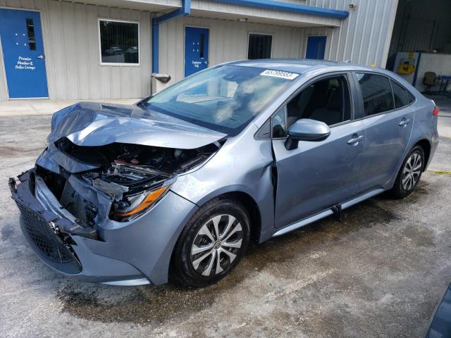 TOYOTA COROLLA LE 2022 with VIN JTDEAMDE2NJ055261 - Photo from auction