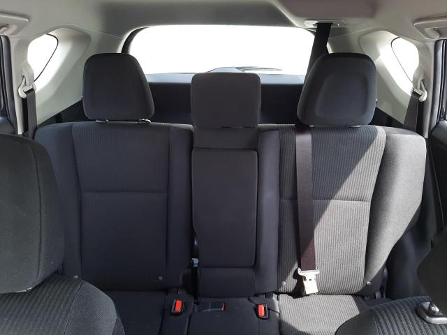 Photo 10 from auction – 2017 TOYOTA RAV4 LE with VIN JTMZFREV5HJ105525