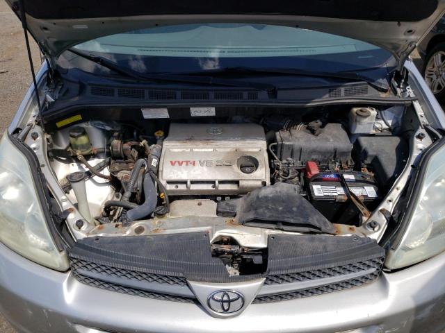 Photo 11 from auction – 2004 TOYOTA SIENNA CE with VIN 5TDZA23C44S067015