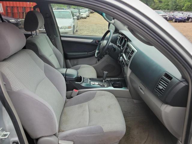 Photo 5 from auction – 2004 TOYOTA 4RUNNER SR with VIN JTEBT14R740028894
